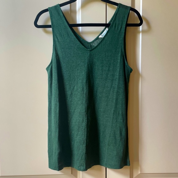 So good I had to share! Check out all the items I'm loving on <a href="/Poshmarkapp/">Poshmark</a> #poshmark #fashion #style #shopmycloset #therollingstones #disney #sundance: posh.mk/d2skOwJCuBb