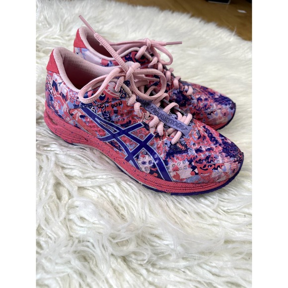 kcoulter4's tweet photo. So good I had to share! Check out all the items I'm loving on @Poshmarkapp #poshmark #fashion #style #shopmycloset #asics #baldininitrend #naturalkharmabyavelon: https://t.co/7oqaJWFEuX https://t.co/6wouVOzD9E