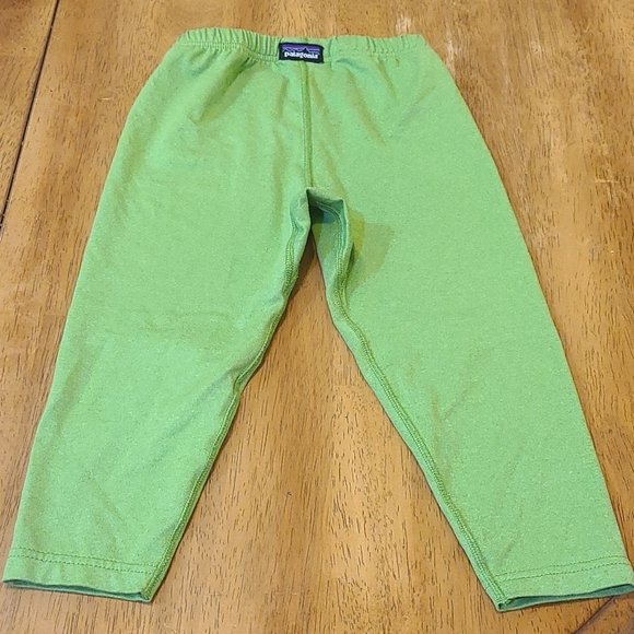 So good I had to share! Check out all the items I'm loving on <a href="/Poshmarkapp/">Poshmark</a> #poshmark #fashion #style #shopmycloset #dior #guess #patagonia: posh.mk/jn2jmieepBb