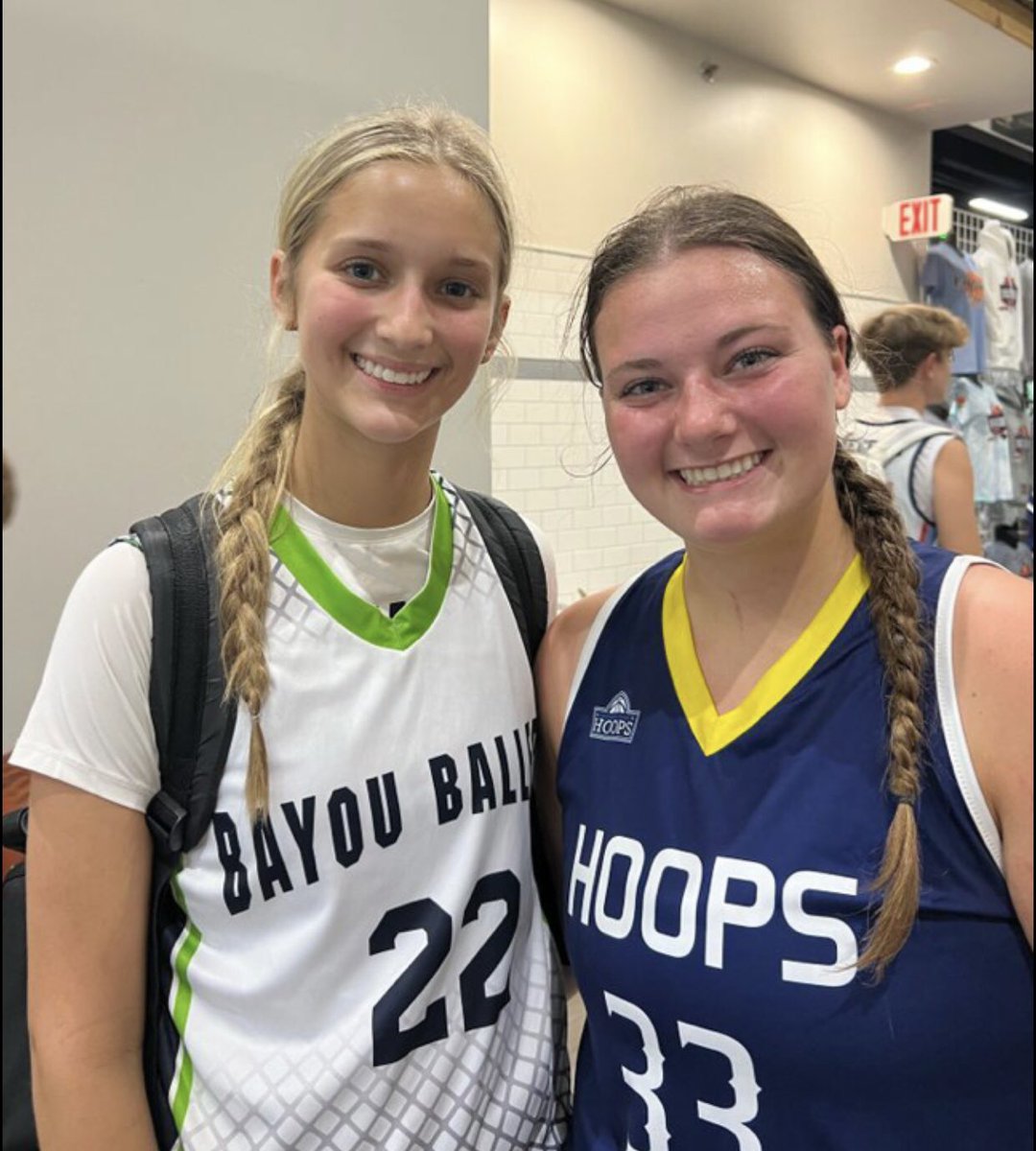 Great to see our varsity girls competing with their respective AAU teams this weekend at Alodia Nationals!  Looking forward to a great HS season. #AlwaysEarned