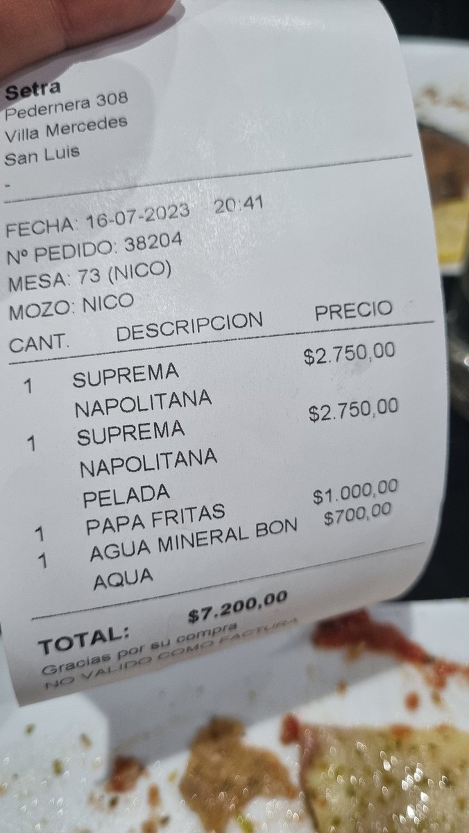 utreramarcela's tweet photo. @dzapatillas tengo esta duda si nos cobraron bien...  Suprema.sola al mismo  precio que la napolitana...quien sabe sobre defensa al consumidor de restaurantes!? Viveza??? https://t.co/YHEHFVgxID