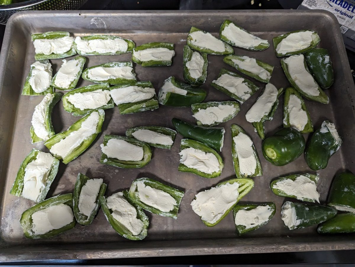 tuckerolson's tweet photo. First jalapeno pepper batch from my home garden this season. Of course, I had to immediately turn them into jalapeno poppers. https://t.co/DckRoWKcUI