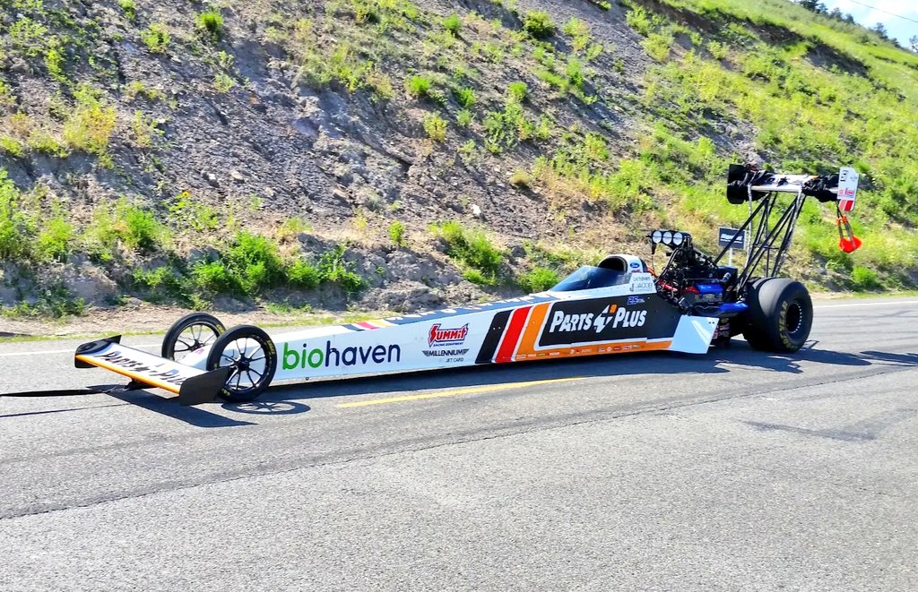 JPrusia's tweet photo. The winners of the 43rd and final Dodge Power Brokers NHRA Mile-High Nationals at Bandimere Speedway.

Top Fuel: Clay Millican

Funny Car: Matt Hagan

Pro Stock: Troy Coughlin Jr.

Pro Stock Motorcycle: Gaige Herrera

#NHRA #WesternSwing #MileHighNats #BandimereSpeedway https://t.co/8sA4YV9aeE