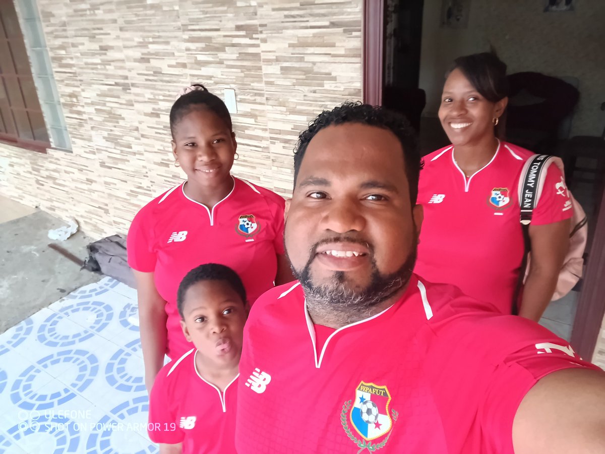 LayAbogado's tweet photo. Vamos Panamá 🏆💪🏾 https://t.co/vRyXoe4yt7