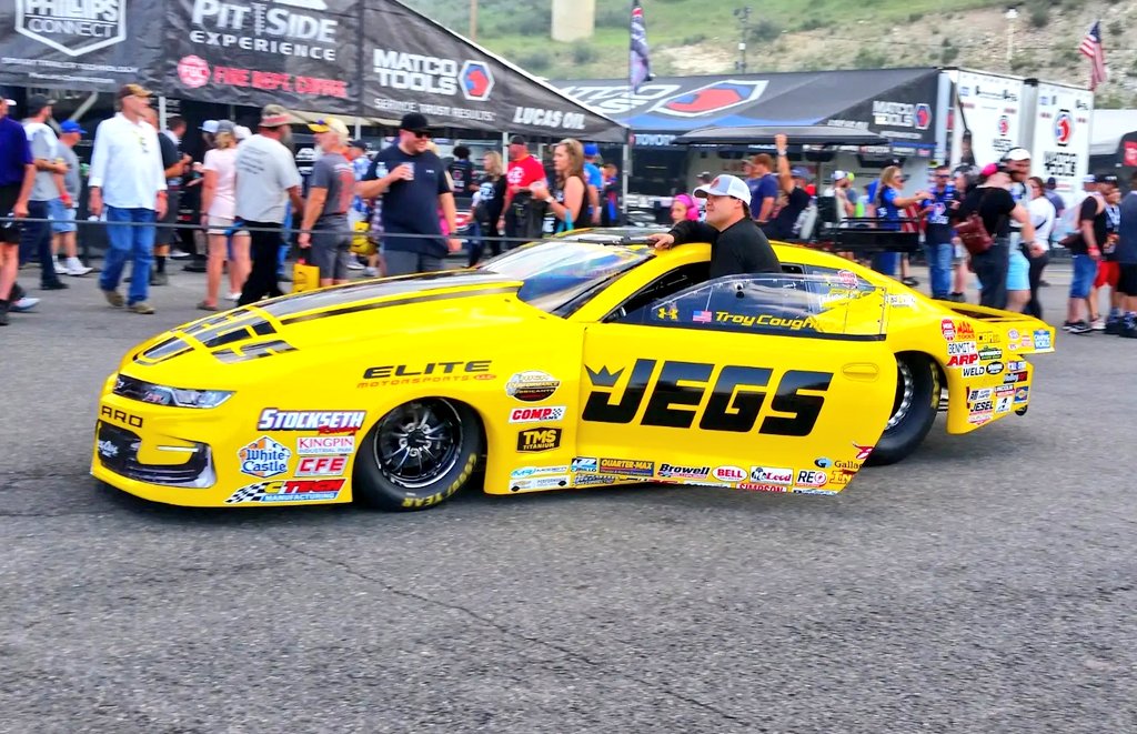 JPrusia's tweet photo. The winners of the 43rd and final Dodge Power Brokers NHRA Mile-High Nationals at Bandimere Speedway.

Top Fuel: Clay Millican

Funny Car: Matt Hagan

Pro Stock: Troy Coughlin Jr.

Pro Stock Motorcycle: Gaige Herrera

#NHRA #WesternSwing #MileHighNats #BandimereSpeedway https://t.co/8sA4YV9aeE