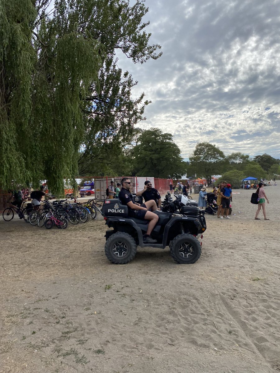 defund604's tweet image. your $401.8 million hard at work!
#DefundVPD #BeyondTheCall