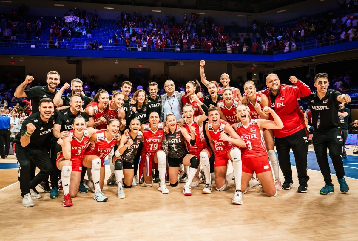 FİLENİN SULTANLARI DÜNYA ŞAMPİYONU! 

TEBRİKLER! 🇹🇷 #FileninSultanları