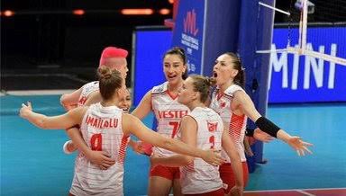 Çağdaş kadınlarımızın ne kadar başarılı olduklarını bize yine kanıtlayan voleybolcularımıza ne kadar teşekkür etsek az..