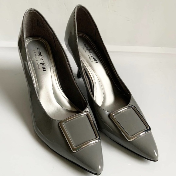 So good I had to share! Check out all the items I'm loving on <a href="/Poshmarkapp/">Poshmark</a> from <a href="/kimsikorski/">Kim Rushing-Sikorski</a> <a href="/tmseales/">Tammy</a> #poshmark #fashion #style #shopmycloset #predictions: posh.mk/cca0WPWGuBb
