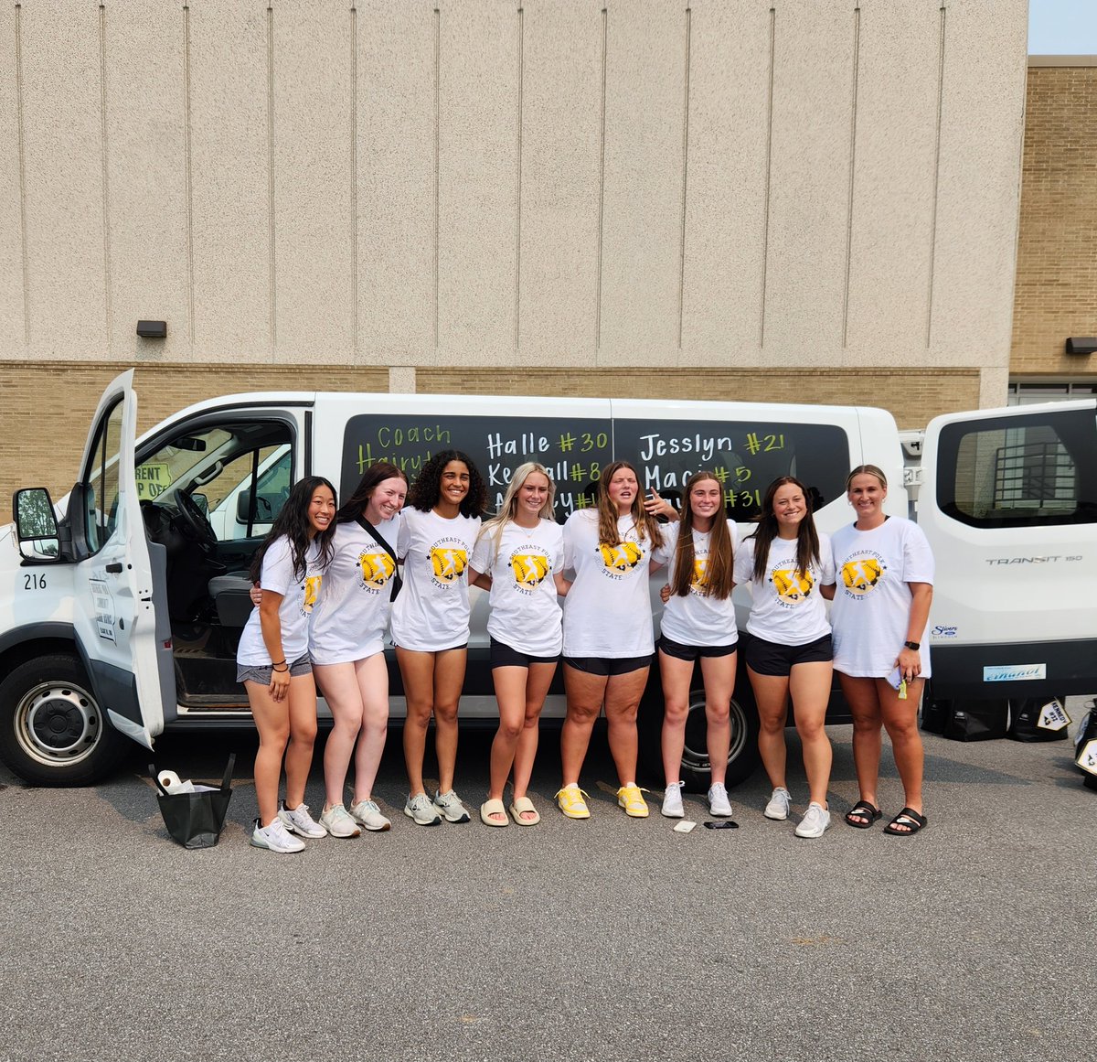 DStairs22's tweet image. Headed to Fort Dodge for State Softball!!! Good Luck Rams!! 🍀
 🖤#21💛 #sayyoucan #winstate #GoRams