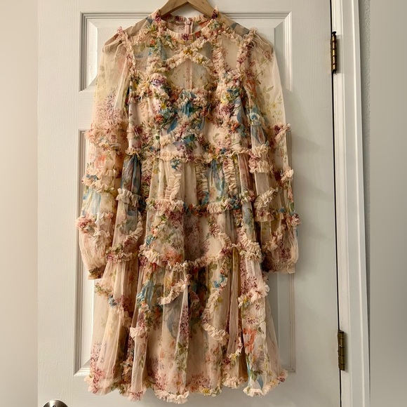 kimHarr09800499's tweet photo. So good I had to share! Check out all the items I'm loving on @Poshmarkapp #poshmark #fashion #style #shopmycloset #needlethread #madewell #condura: https://t.co/rrg1eTEqgL https://t.co/92JJBYFetM