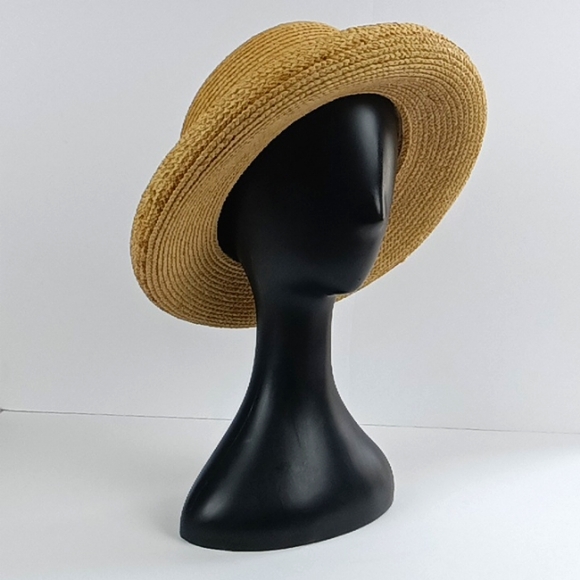So good I had to share! Check out all the items I'm loving on <a href="/Poshmarkapp/">Poshmark</a> #poshmark #fashion #style #shopmycloset #needlethread #madewell #condura: posh.mk/5M3iWcWGuBb