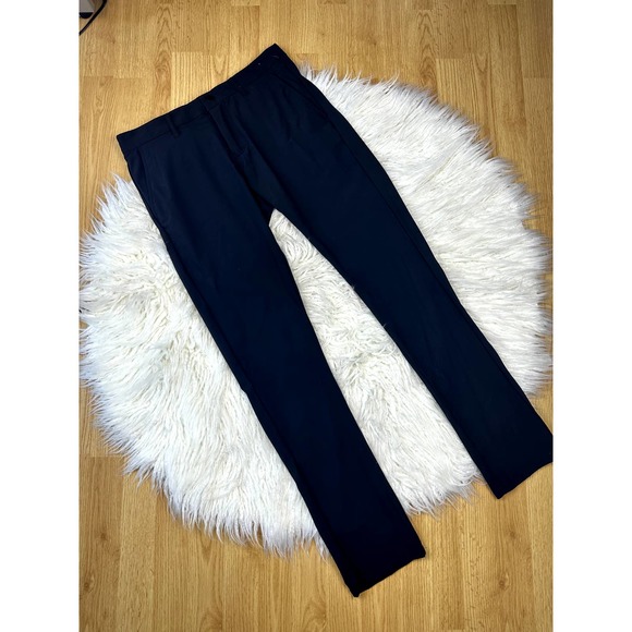 NancyEnterline's tweet photo. So good I had to share! Check out all the items I'm loving on @Poshmarkapp #poshmark #fashion #style #shopmycloset #champion #kennethcole #briggs: https://t.co/kcnOCVEP4i https://t.co/u4Mf35fcE1