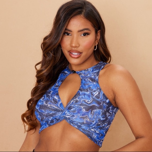 So good I had to share! Check out all the items I'm loving on <a href="/Poshmarkapp/">Poshmark</a> #poshmark #fashion #style #shopmycloset #abercrombiekids #columbia #prettylittlething: posh.mk/Uzuv283GuBb
