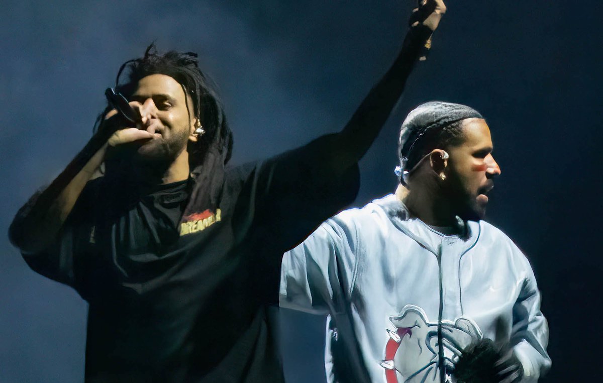 yourrapspot's tweet photo. Drake will be featured on J. Cole’s upcoming album “The Fall Off”

This was confirmed by the duo last night at Drake’s show in Montreal https://t.co/MpYR52iEiW