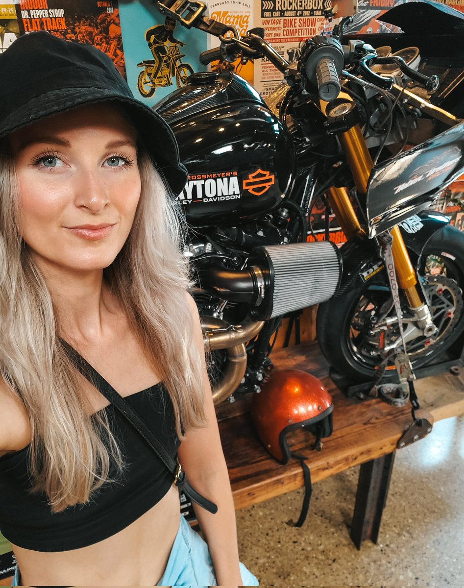 HARLEY DAVIDSON - It's been a busy and wild weekend! Thank you #Milwaukee! 
#mkehome #harleydavidson #harleydavidsonhomecoming