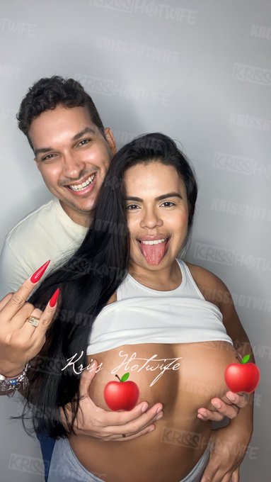 Uma foto bem safadinha para avisar que tem v&iacute;deo novo no site 😮&zwj;💨🔥 https://t.co/UXo2bO50yh