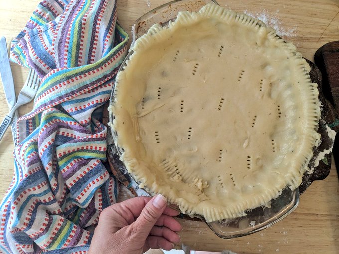 Mommy's first pie crust from scratch 🥧 https://t.co/Op4iVF5fNG<a href="/tag/stuffmybox"class="tags"><span>#stuffmybox</span></a>