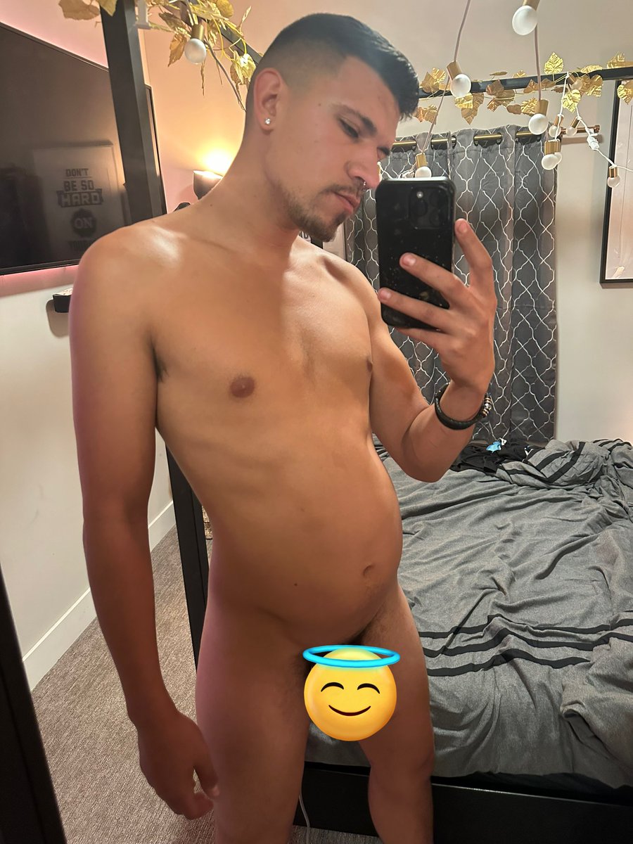 Love being pushed to my limits…. 
40% off for 15 more people 😈 onlyfans.com/just_here350