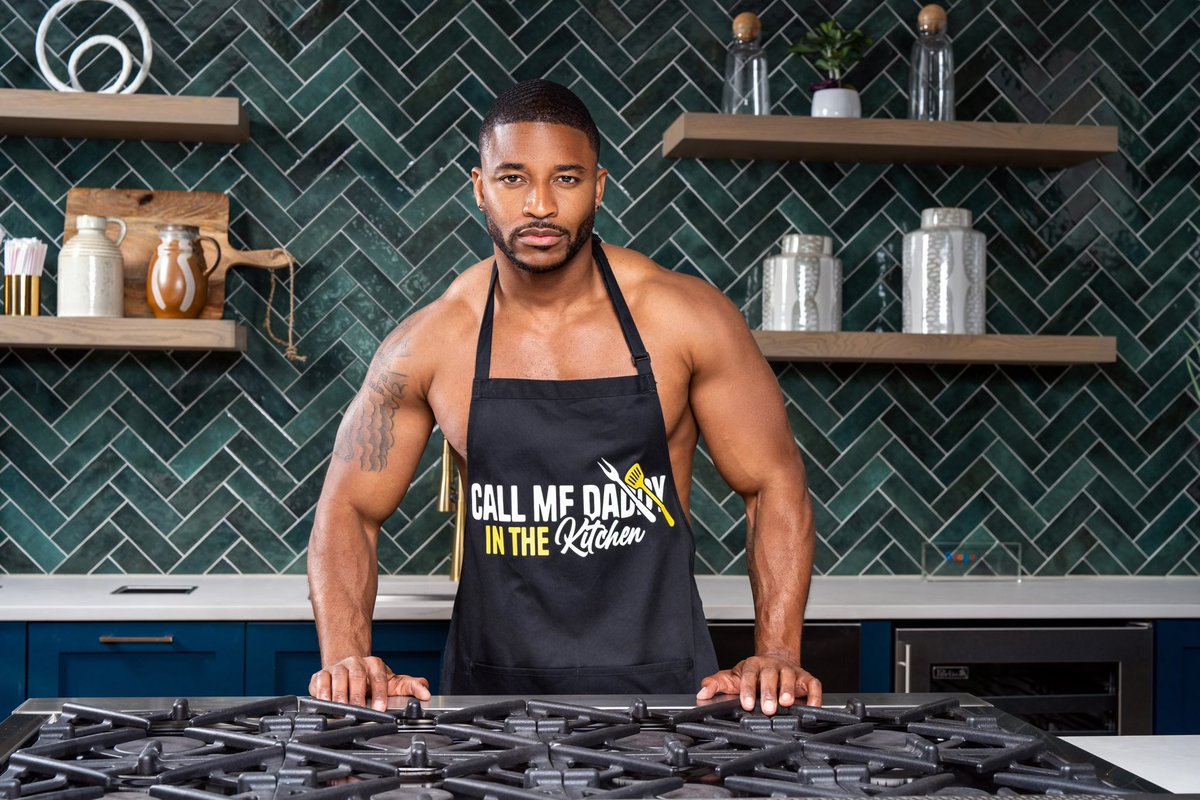 It was great cooking for the ladies but make sure you call us “Daddy in the Kitchen.” Get your apron for you or your significant other at pittmaninternational.com and receive the appreciation you deserve. Call Me Daddy 😉
#rhoa