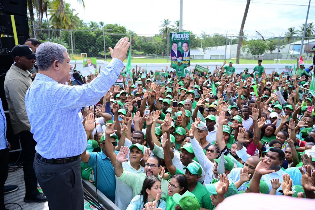 Leonel Fernández tweet media