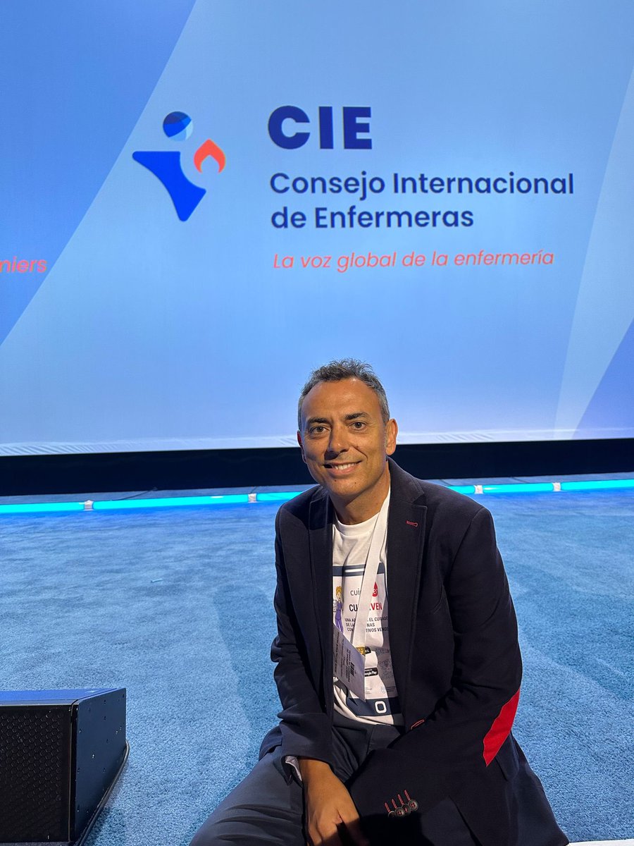 JesusBPSO's tweet photo. Gracias @DiarioSUR por difundir #Cuidaven, esta App que ayuda a las enfermeras en su práctica diaria y a los pacientes.
Seguiremos difundiendo y compartiendo el conocimiento por todo el mundo.
Gracias @IvanGelibter 😍😍👏👏 #bpso #BpsoAndalucía @cuidaven 

https://t.co/1TCaK1RhLo https://t.co/GnYBIPNF6E