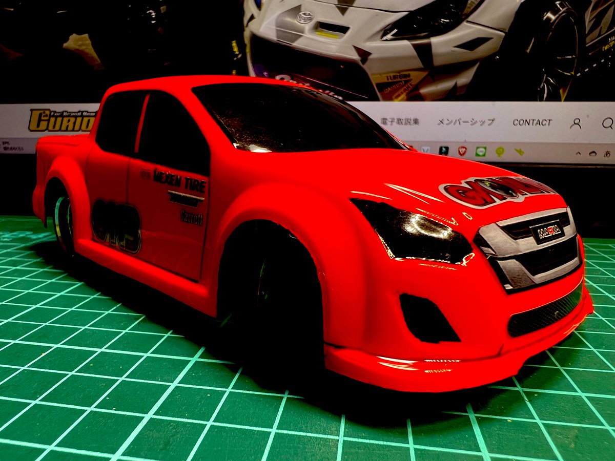 kaie2023's tweet photo. こんな感じに仕上がりました
ストリートロッド風でシャーシはDA3S
#蚊車 #ドリフト #ラジコン #ラジドリ #DriftArt #ZeroRc #MosquitoCar #MicroDrift #curiousity @curiosity_RC https://t.co/KlPqDLVNvd