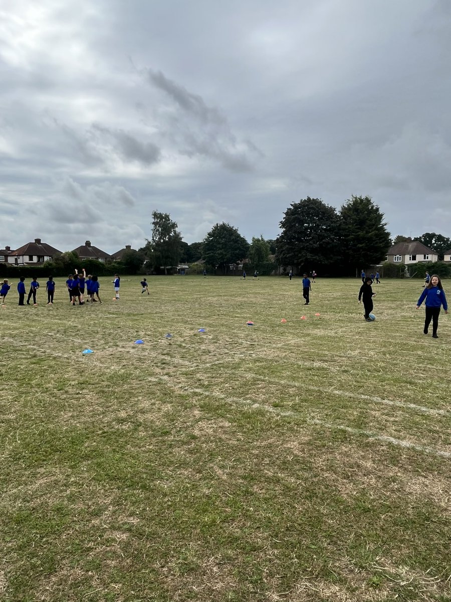 Friday PE lessons spent on the field in the not so sunny sky! @CliffLanePri #everyopportunity