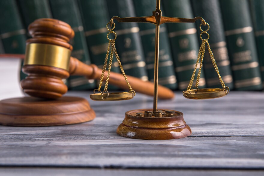 KayaNews's tweet photo. Five suspects arrested in connection with the torching of trucks are expected to appear in the Ermelo magistrate court today.
#KayaNews #TruckAttacks NR. https://t.co/UPmt7hx2ck