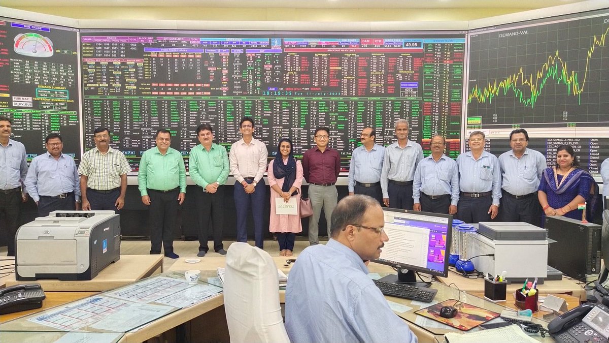 OdishaSldc's tweet photo. IAS probationers from the 2021 batch visited the State Load Despatch Centre as a part of their orientation program. https://t.co/r5tyiFjZRF
