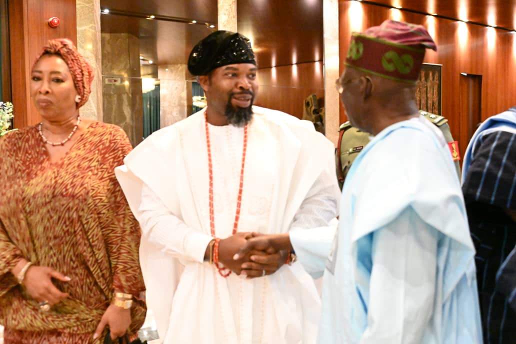Aratommy's tweet photo. On Friday, 15th of July, 2023, I had the pleasure of meeting President Bola Ahmed Tinubu to discuss Policy directions for the FINTECH space. He expressed his commitment to putting in place policies to deepen financial inclusion. 
May Nigeria Succeed! https://t.co/GYksyzjlyL