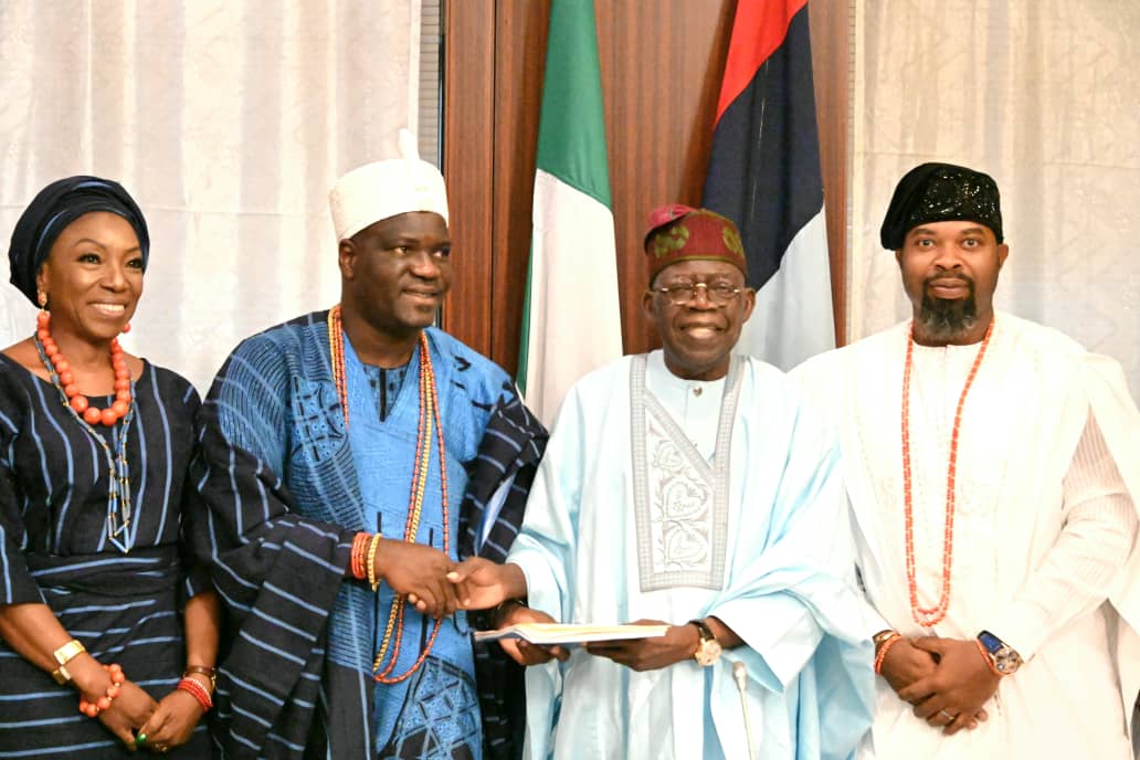 Aratommy's tweet photo. On Friday, 15th of July, 2023, I had the pleasure of meeting President Bola Ahmed Tinubu to discuss Policy directions for the FINTECH space. He expressed his commitment to putting in place policies to deepen financial inclusion. 
May Nigeria Succeed! https://t.co/GYksyzjlyL