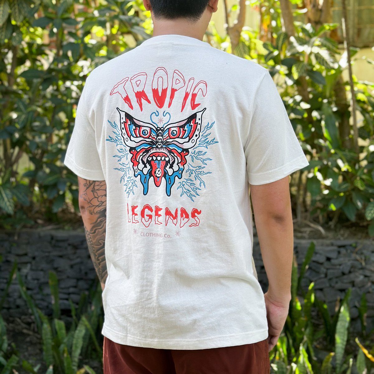 Calim your Paru-Paru Tees!

Now available at The Jungle Shop for only 8 Tropic Tickets

jungleshop.tropiclegends.com