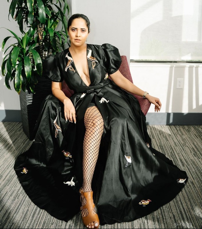 Anasuya Bharadwaj Indian Actress, Hot Aunty Anasuya, Telugu anchor anusuya iiQ8 