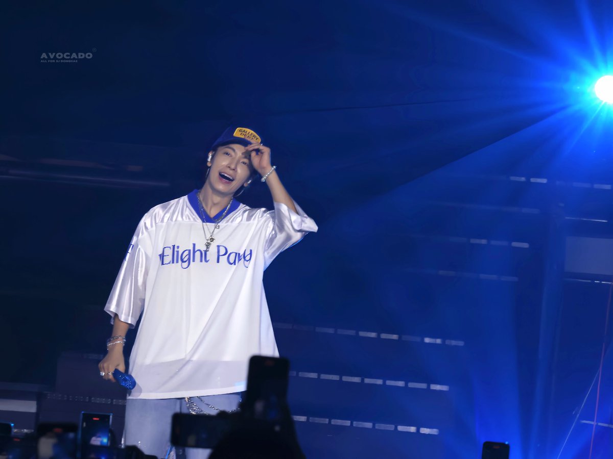 AvoHae86's tweet photo. 230625 DE Fancon D-2🇰🇷

👀👐🏻🥰

#동해 #DONGHAE
@donghae861015 https://t.co/b64DI60IpS