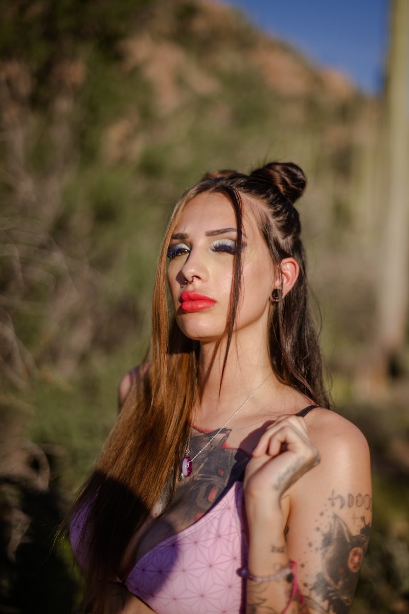 crossroadDemon5's tweet photo. #modleing #tattoomodel #sunnyday #arizona https://t.co/BLhCFAFsXo