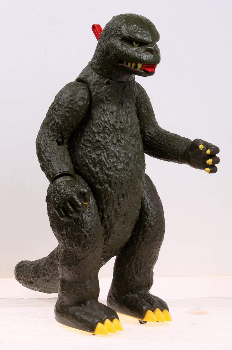 PeterPropaganda's tweet photo. When I was a kid I had a #Raydeen and wanted this #Godzilla so bad. All the adults thought it was lame, so I never got one. In retrospect it is a little lame, but now I see them all the time at conventions and honestly I still really want one… https://t.co/TtO4O1bpKo
