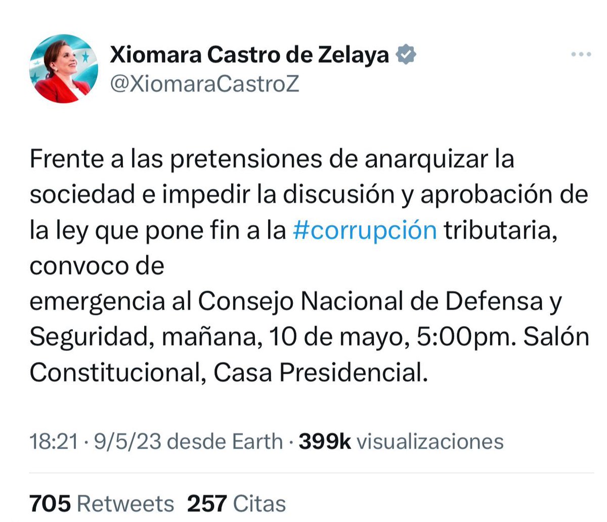 CristianMidenc's tweet photo. Cuando los trabajadores de Choluteca se movilizaron en contra de la ley tributaria, @XiomaraCastroZ convocó a un Consejo Nacional de Defensa y Seguridad de emergencia, hoy manda a su partido a movilizarse a favor de la ley tributaria… pero esta vez sin convocar a un CNDS. 
En fin, la hipocresía 🤡.
#DobleMoral