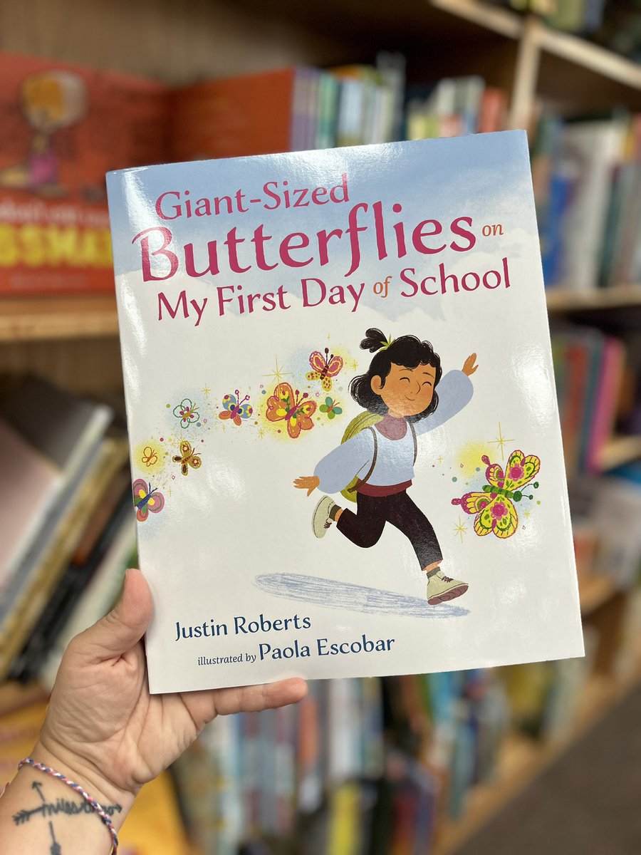 If you’re starting to think about what you’ll read to your class as you head #backtoschool next month, make sure to grab Giant-Sized Butterflies on my First Day of School by @MusicianJustin & @paolaesco8ar! Butterflies as a sign that something exciting is happening?! Adorable! 🦋