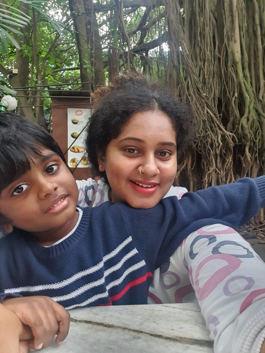 SneRaghu's tweet image. One year ago, on this day 😍

Airlines, one of the oldest drive in restaurants. Always a pleasure to visit this place. Their jumbo size filter coffee is ❤️

Food is normal, but the place gives the old Bangalore vibe. Surrounded by big banyan trees 😊

#Airlines #LavelleRoad