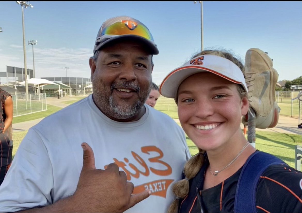 Played my last select tourney this weekend. Thank you coaches for always pushing me to be better. Next up….. college ball as an Eagle!!! 🦅🥎❤️ @TXEliteBancroft @ChrisBartels20 @Coachjosh8