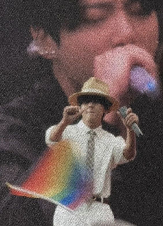 winter17_tkbear's tweet photo. hilo Taekook 🧵

Taehyung y Jungkook  y su apoyo a la comunidad LGBTQ 🏳️‍🌈 https://t.co/LIIDfPWrWD