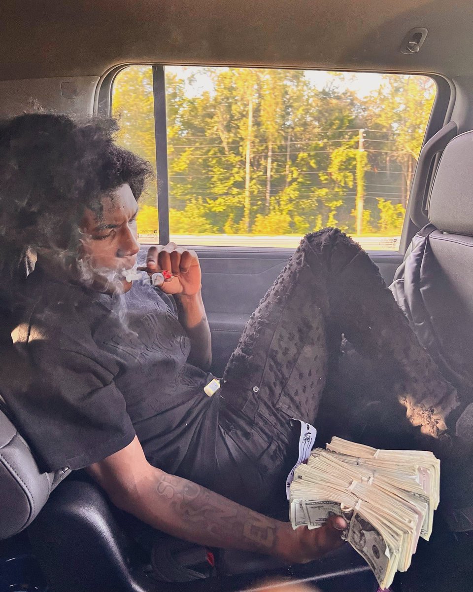 RawYoungin tweet media
