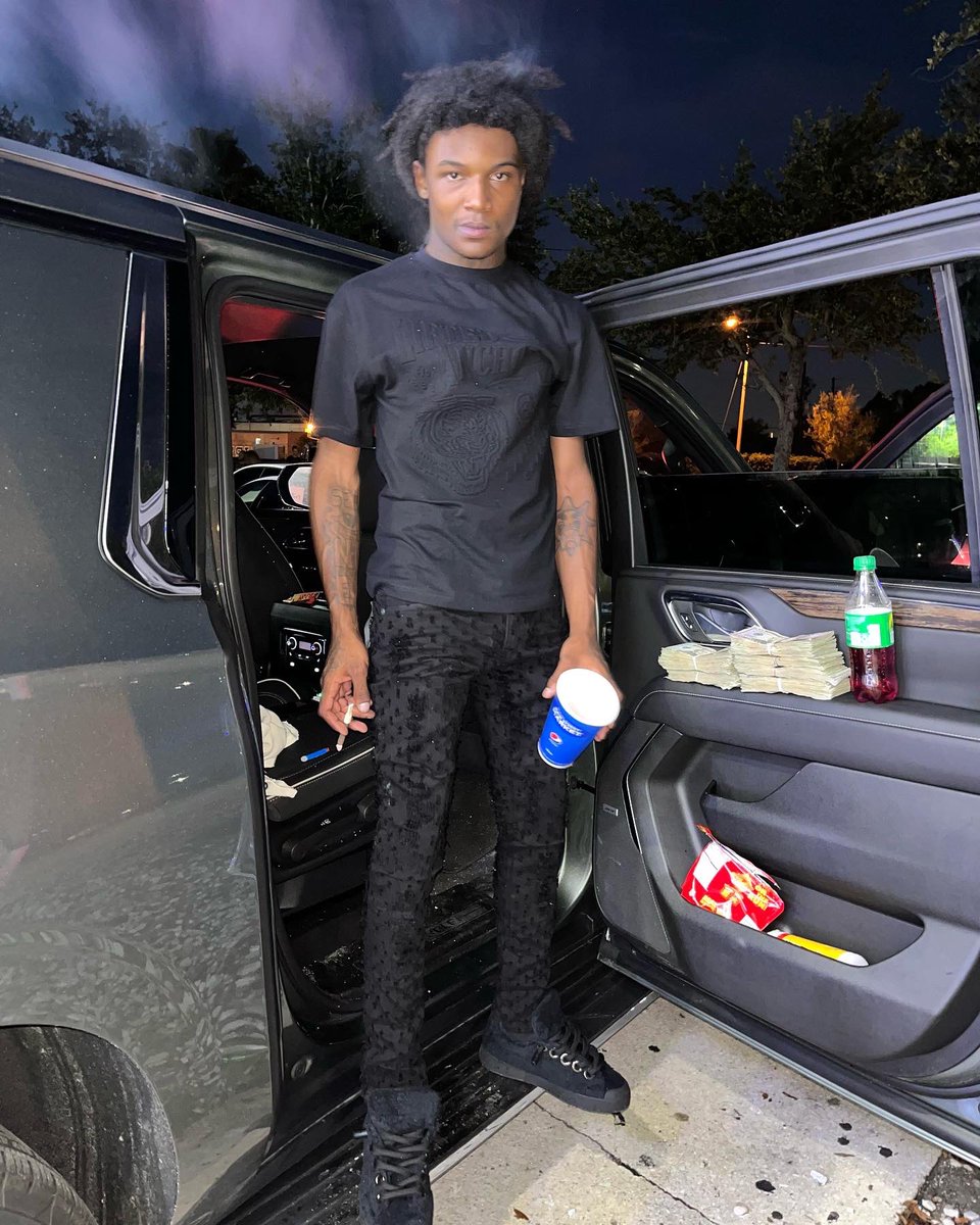 RawYoungin tweet media
