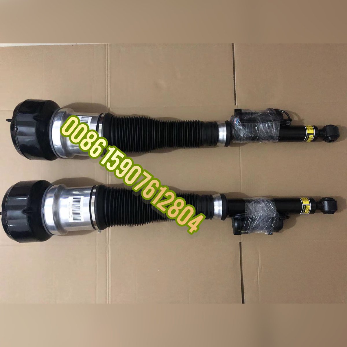 viky03007288's tweet image. For Mercedes Benz W221 Rear left and right Auto parts air suspension shock absorber A2213205513, 221 320 13 38, 221 320 21 13.
#airspring #autoparts #mercedes #w221 #airstrut #airmatic #airbags #airshockabsorber #airbellow #s350 #s400 #chassis #airride #s550 #s600 #cl550