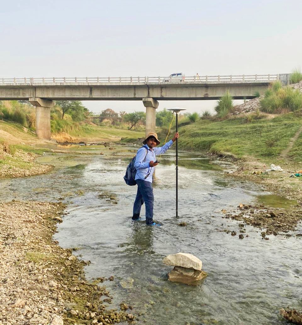 Shashi_fluvial's tweet photo. All about the last two months.. Lab &amp; Field work
#phdlife 
#geomorphology
#fluvial https://t.co/F3aqTdBlZO