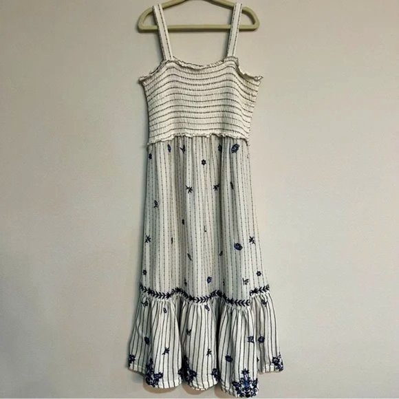 So good I had to share! Check out all the items I'm loving on <a href="/Poshmarkapp/">Poshmark</a> from <a href="/ramosn43/">Naomi Burgos</a> #poshmark #fashion #style #shopmycloset #misssixty #youngfabulousbroke #zara: posh.mk/4I99vdHPuBb