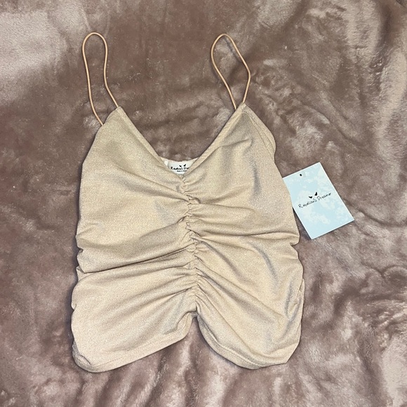 LilSunflower129's tweet photo. So good I had to share! Check out all the items I'm loving on @Poshmarkapp #poshmark #fashion #style #shopmycloset #papaya #noboundaries: https://t.co/G4FHD4i0wO https://t.co/slseXRYUIN