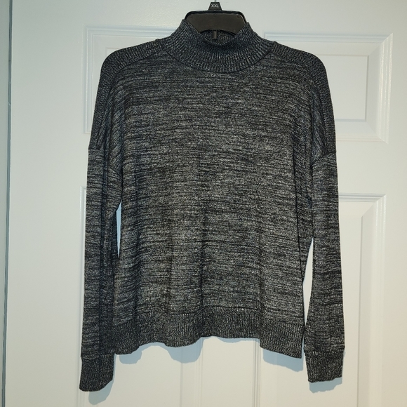 PKStuff's tweet image. So good I had to share! Check out all the items I'm loving on @Poshmarkapp from @Yulia46067762 #poshmark #fashion #style #shopmycloset #anthropologie #rouge #firethorn: posh.mk/rsQoY3JPuBb