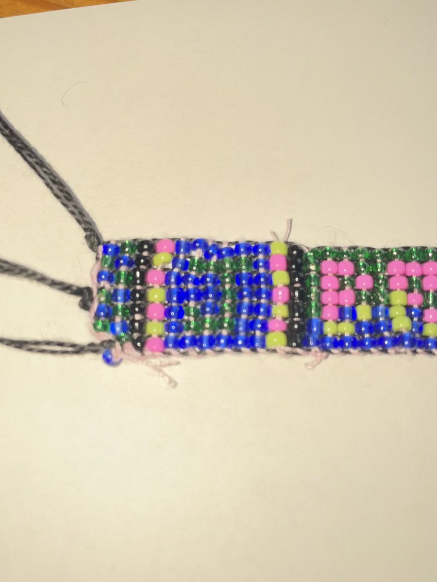KipperTheKitten's tweet photo. Been in the mood to make some quick bracelets, so here’s a Brain Leak one!
#brainleak #brainleakpod #podcast #brainleakpodcast #fanart #jacksepticeye #ethannestor #beadloom #beads
@Jacksepticeye @ethannestor https://t.co/NGm13KPsXU